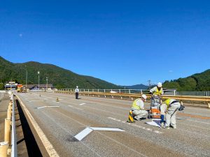 国道41号（神岡～古川間）区画線工事のサムネイル画像