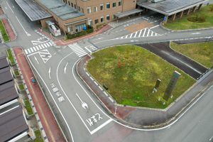 久美愛厚生病院様　駐車場区画線塗り替え工事のサムネイル画像